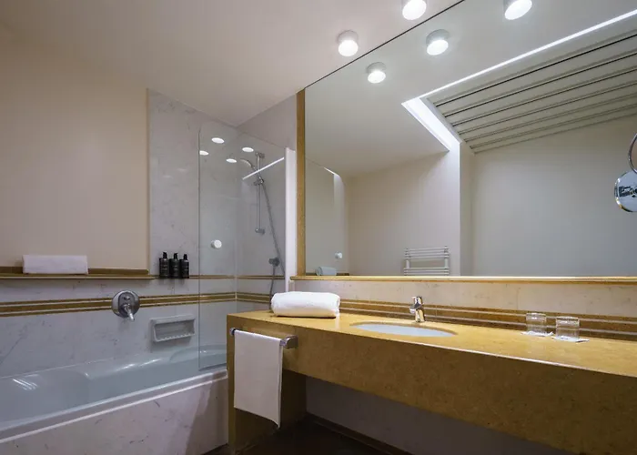 ホテル エグゼ マジェスティック ナポリ