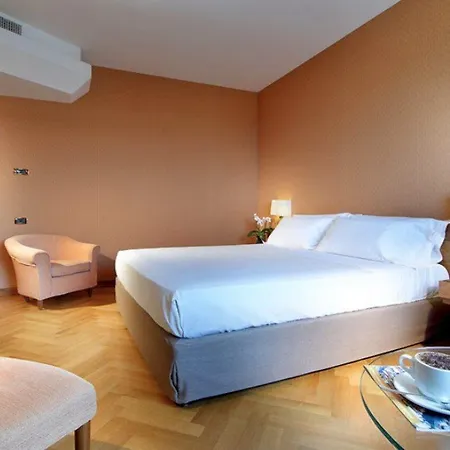 Exe Majestic Hotel 4*