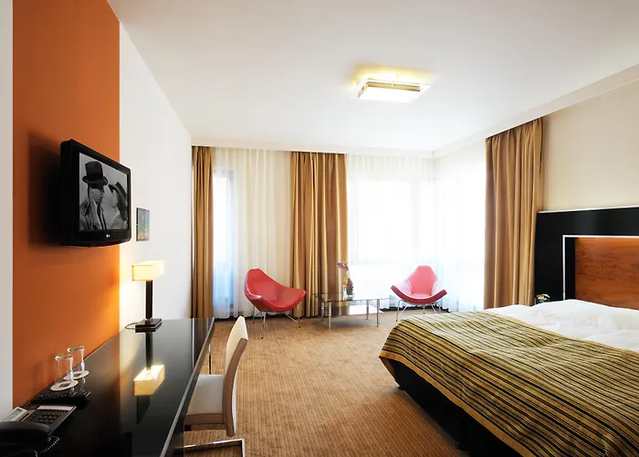 Exe Majestic 4* Неаполь