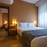 Exe Majestic 4*