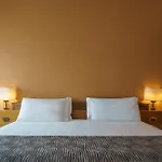 Exe Majestic Hotel Nápoles