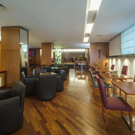 酒店 埃克斯奇迹酒店 4*