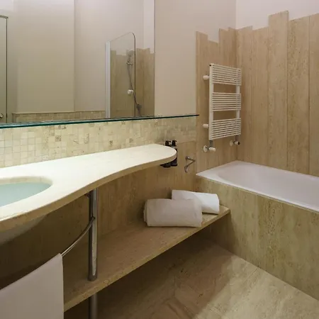 Exe Majestic Hotel Neapel