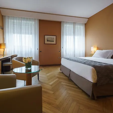 Exe Majestic 4* Napoli