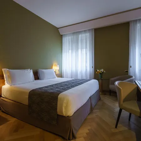 Otel Exe Majestic Napoli