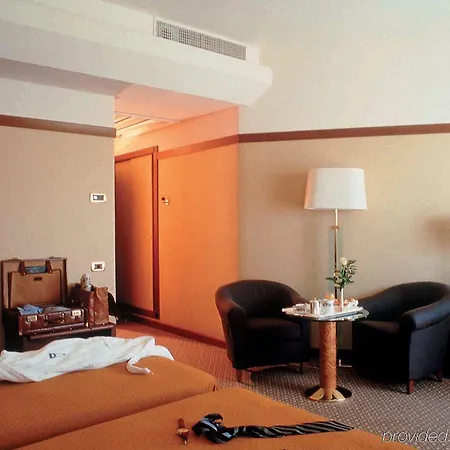 Exe Majestic 4* Napoli