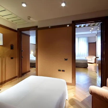Hotel Exe Majestic