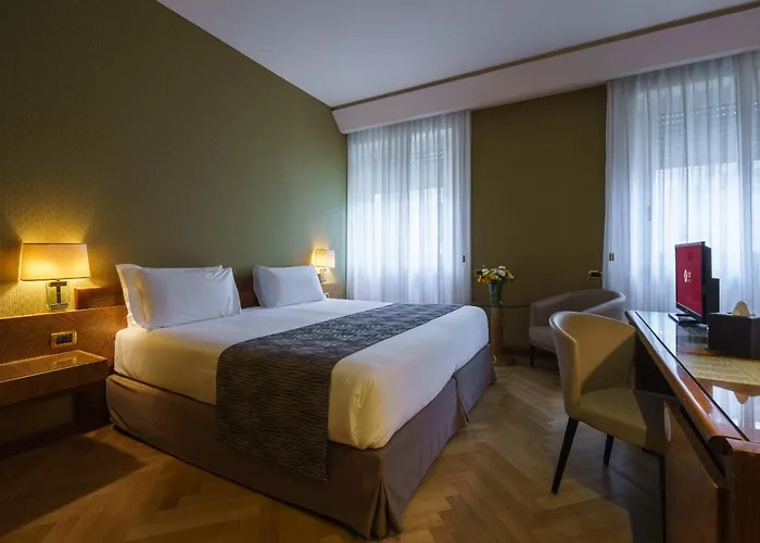 Hotel Exe Majestic Nápoles